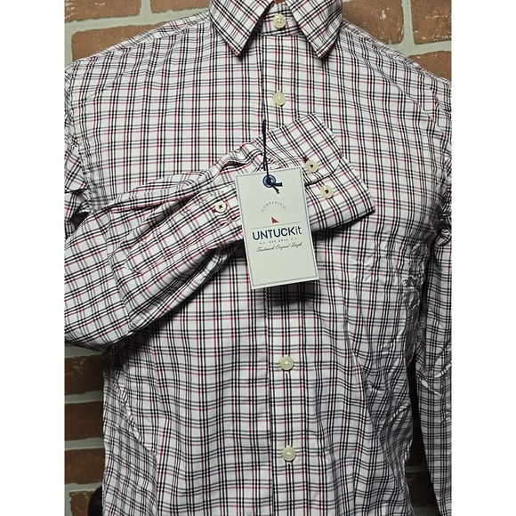 UNTUCKit Men's Shirt XS Slim Fit Long Sleeve Button-up Red / Black Gingham Dad - Picture 2 of 10